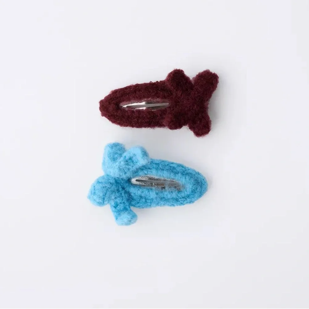 Zara kids, pack of two bow point barrettes